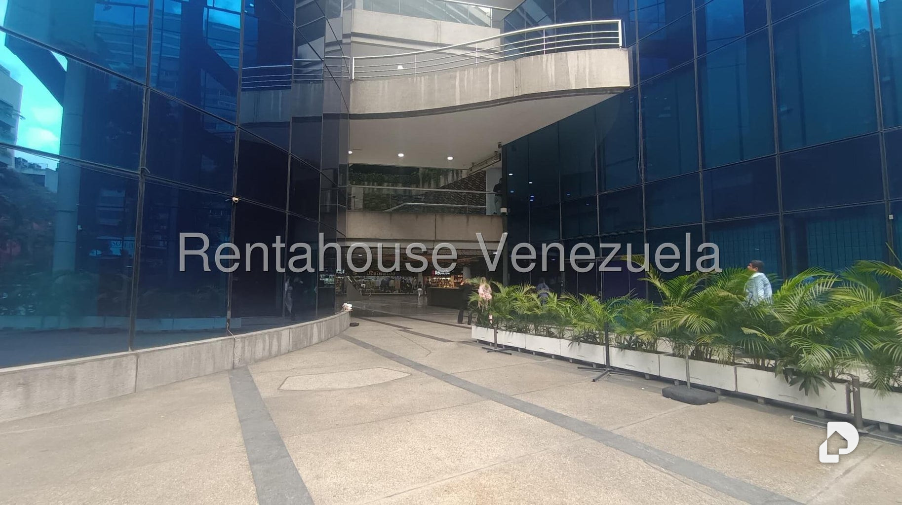 Local comercial en El Rosal, Caracas – 21