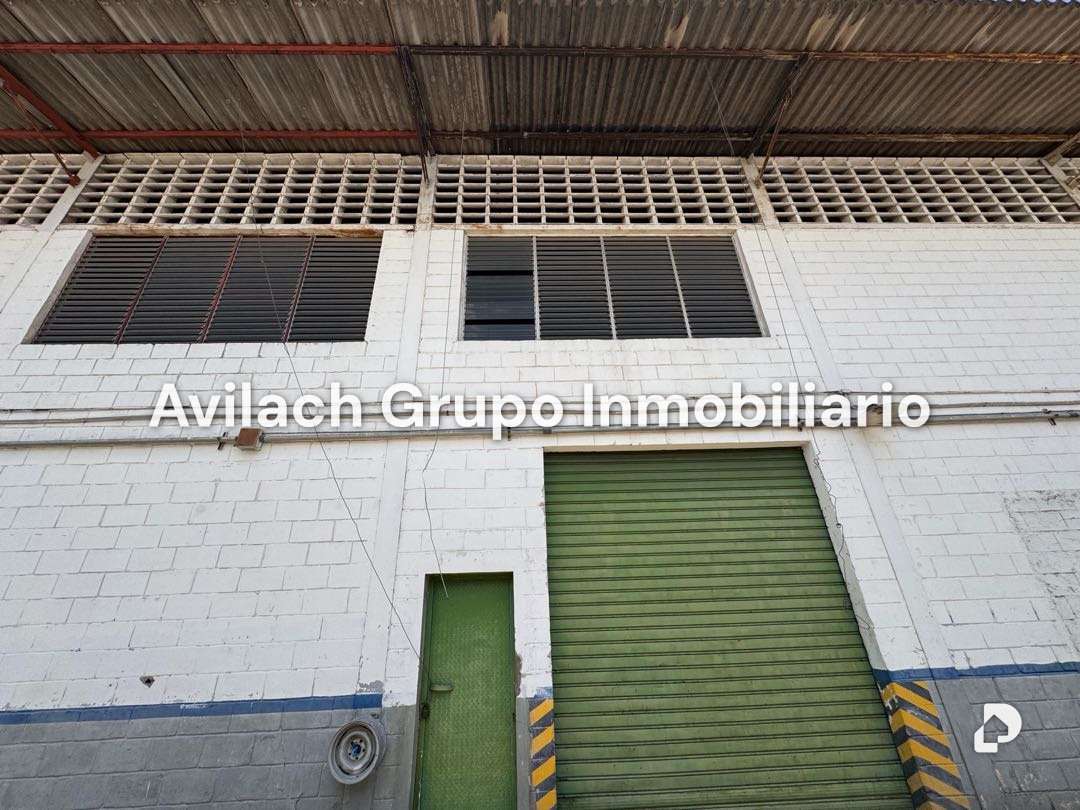 Galpón en Valencia – 17
