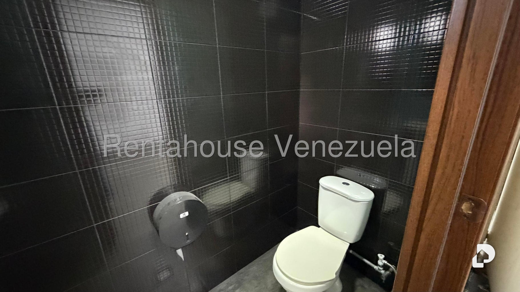Local comercial en Maripérez, Caracas – 24