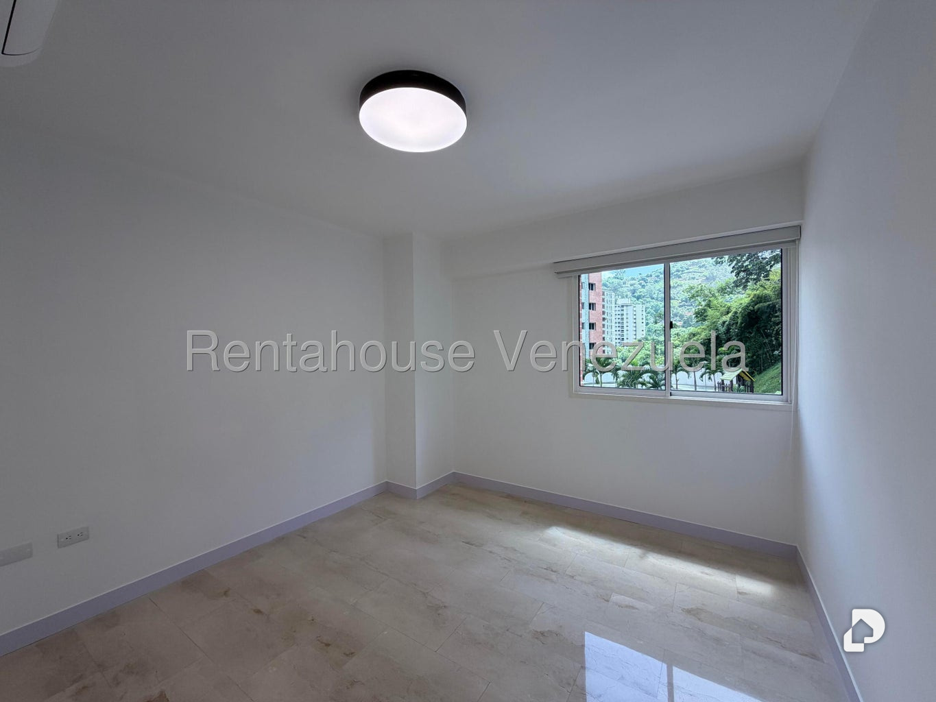 Apartamento en La Boyera, Caracas – 16