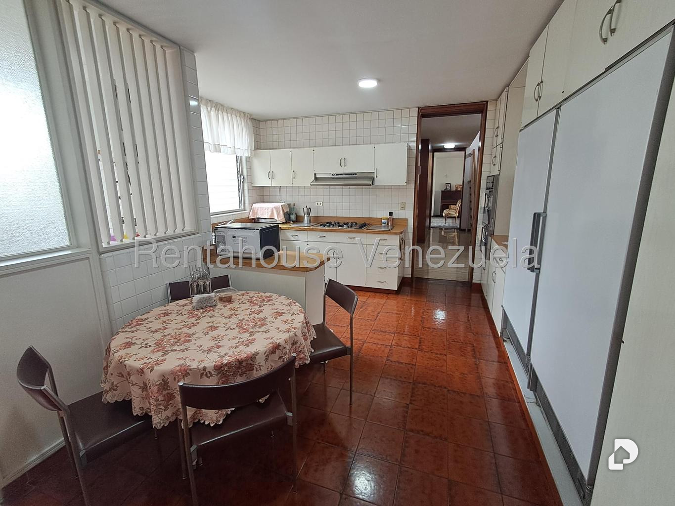 Apartamento en San Bernardino, Caracas – 23
