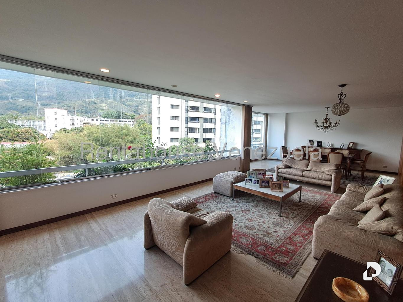 Apartamento en San Bernardino, Caracas – 2