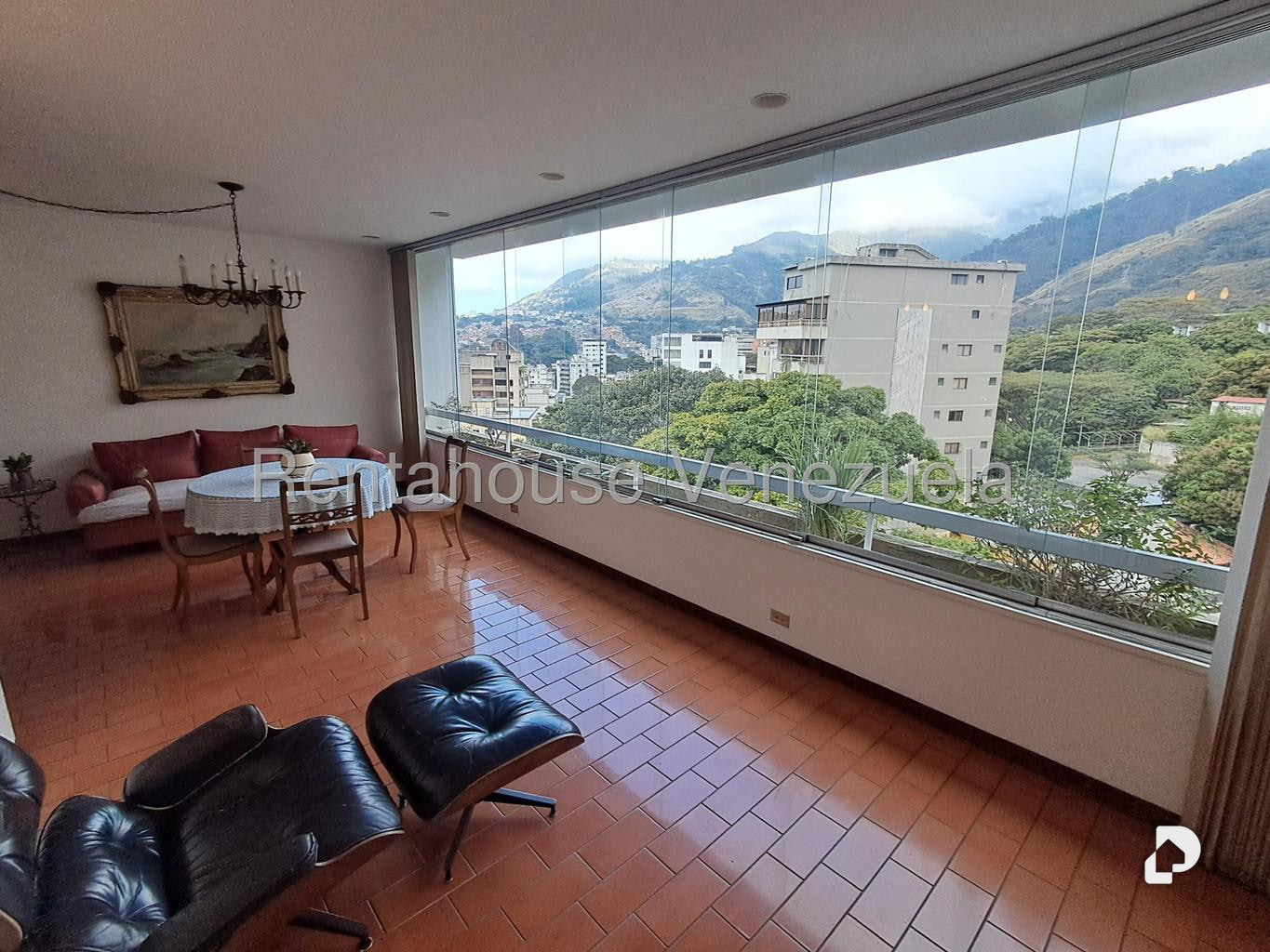 Apartamento en San Bernardino, Caracas – 16