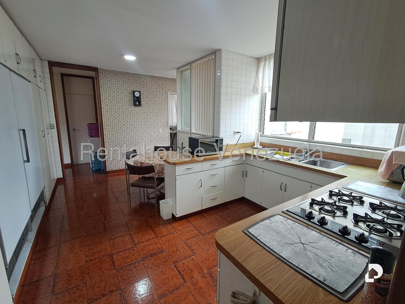 Apartamento en San Bernardino, Caracas – 21