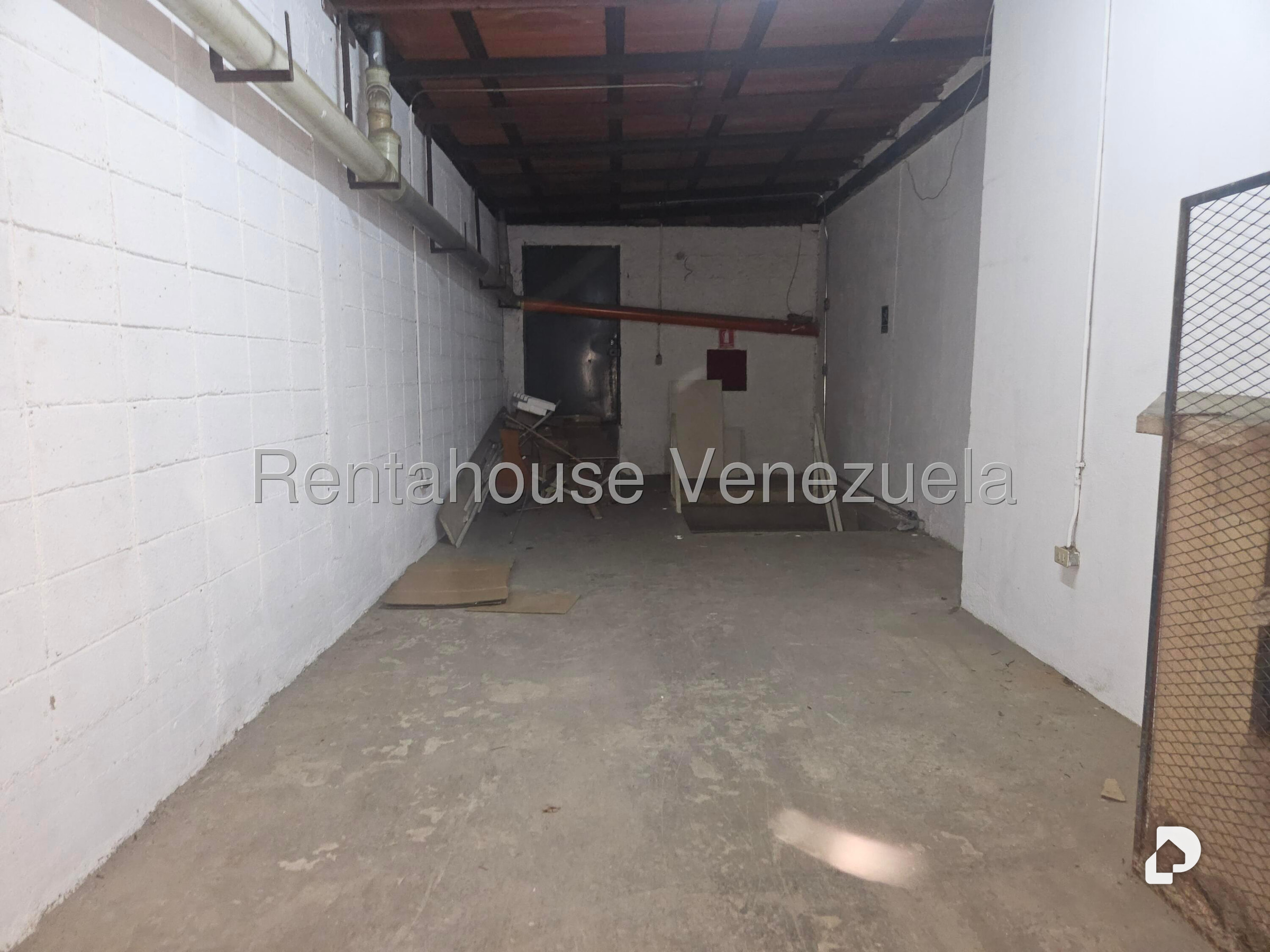 Local comercial en La Yaguara, Caracas