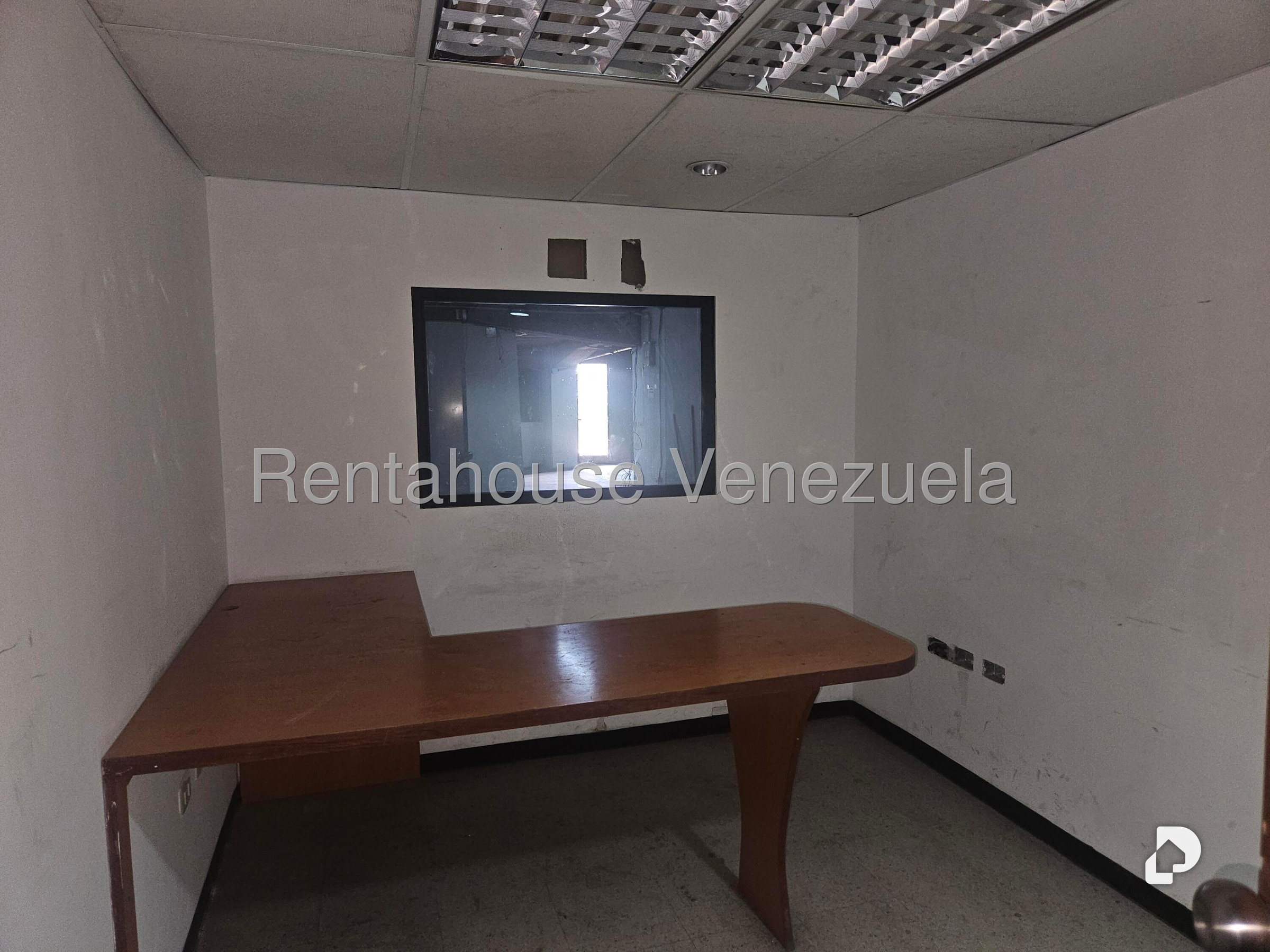 Local comercial en La Yaguara, Caracas