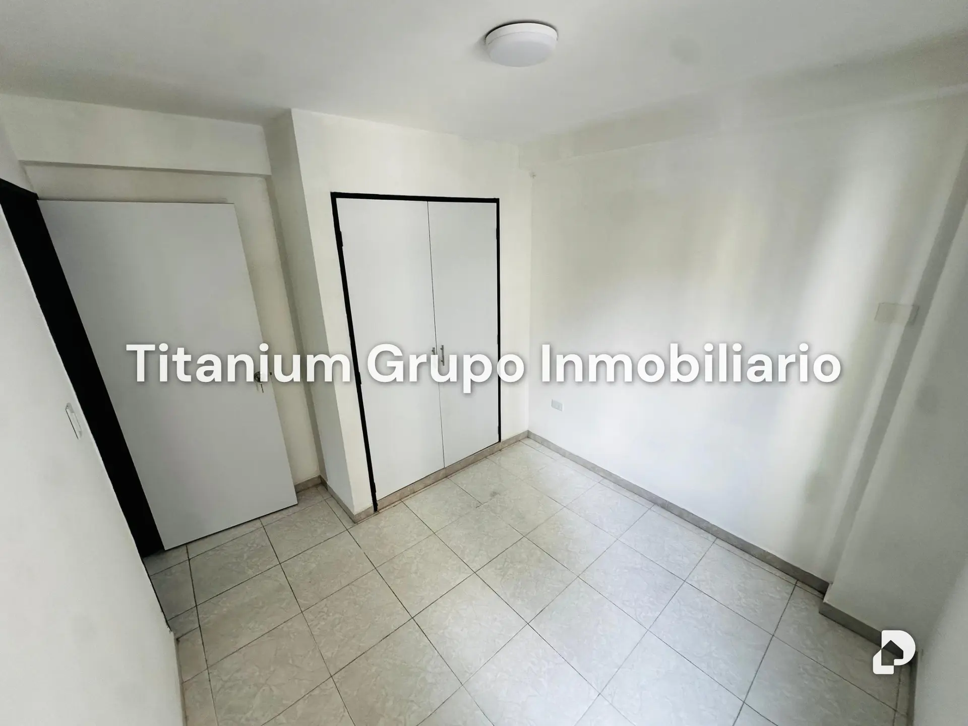 Apartamento en Parroquia Urbana San José, Valencia – 4