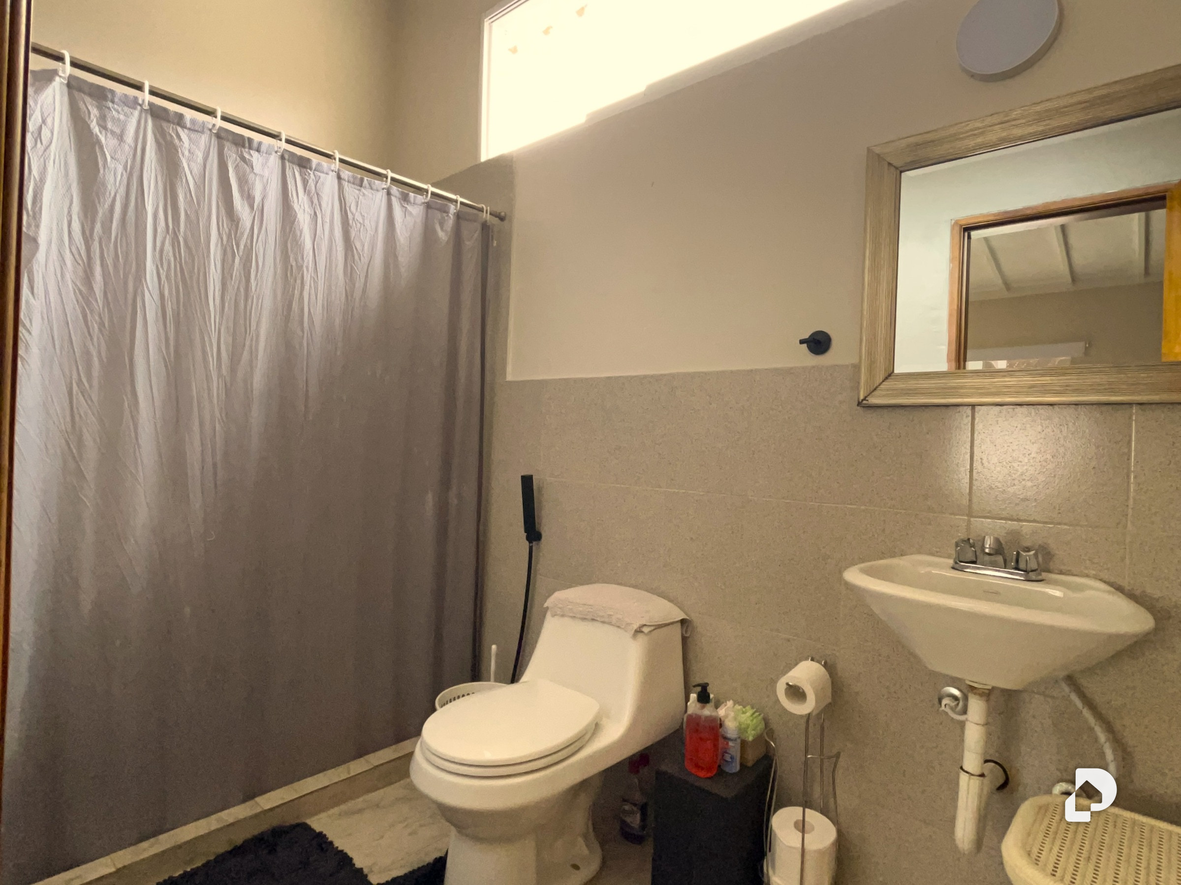 Townhouse en Parroquia Caracciolo Parra Pérez, Mérida – 18