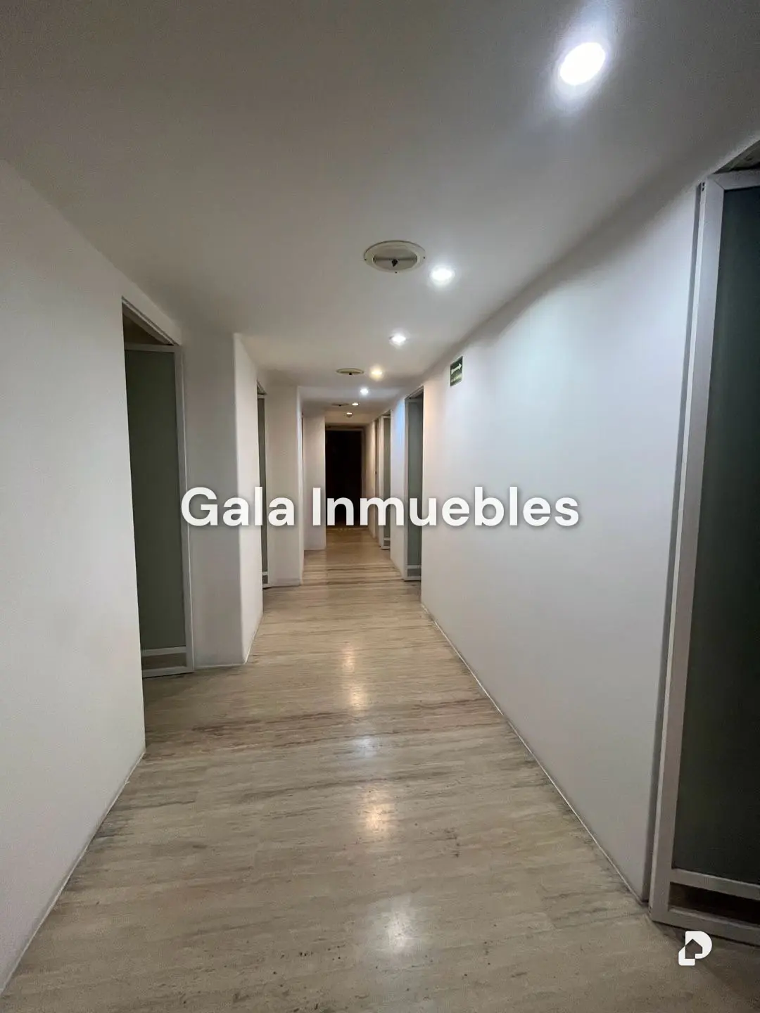 Local comercial en El Cafetal, Caracas – 21