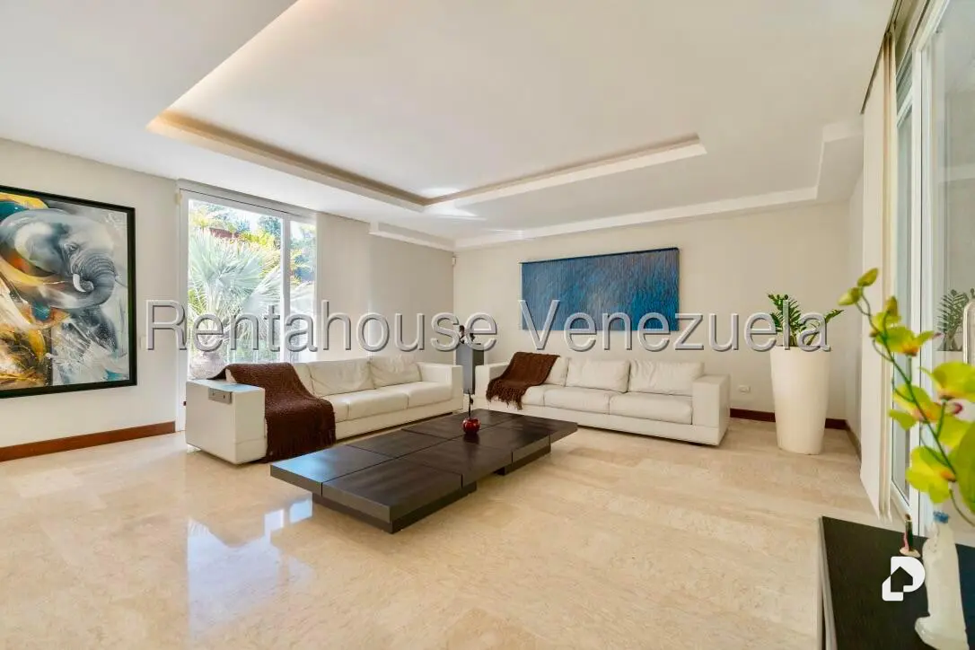 House in La Lagunita Country Club, Caracas – 6