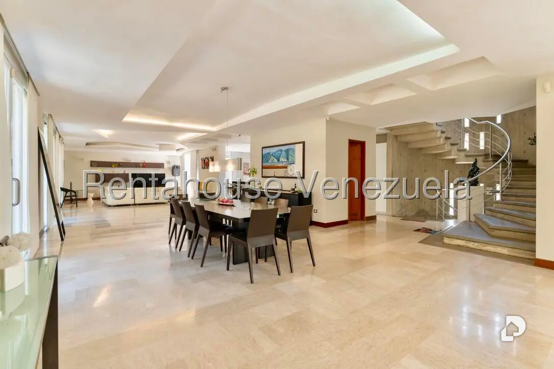 House in La Lagunita Country Club, Caracas – 9