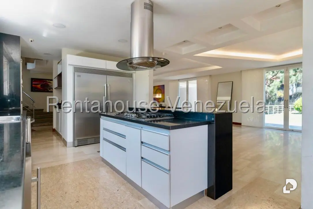 House in La Lagunita Country Club, Caracas – 12