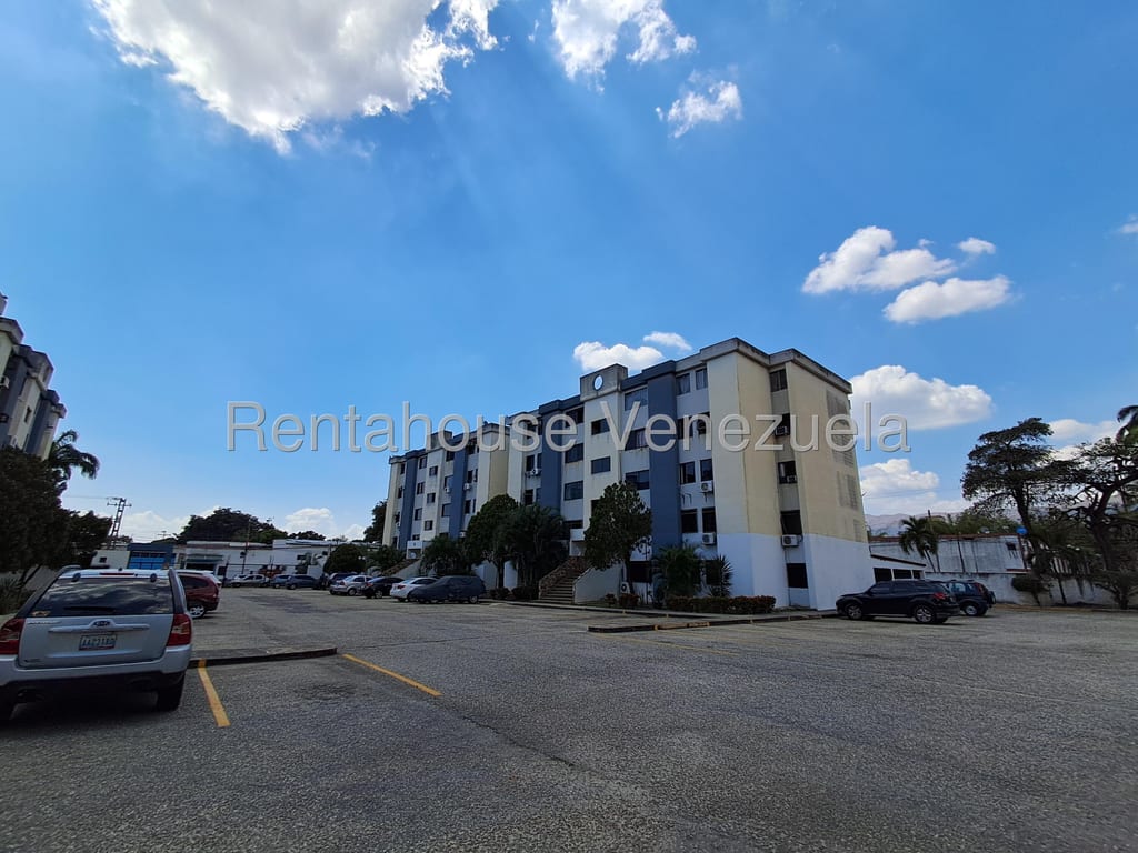 Apartamento en Los Guayabitos, Naguanagua - 1