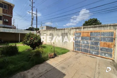 Casa en Santa María, Maracaibo – 13