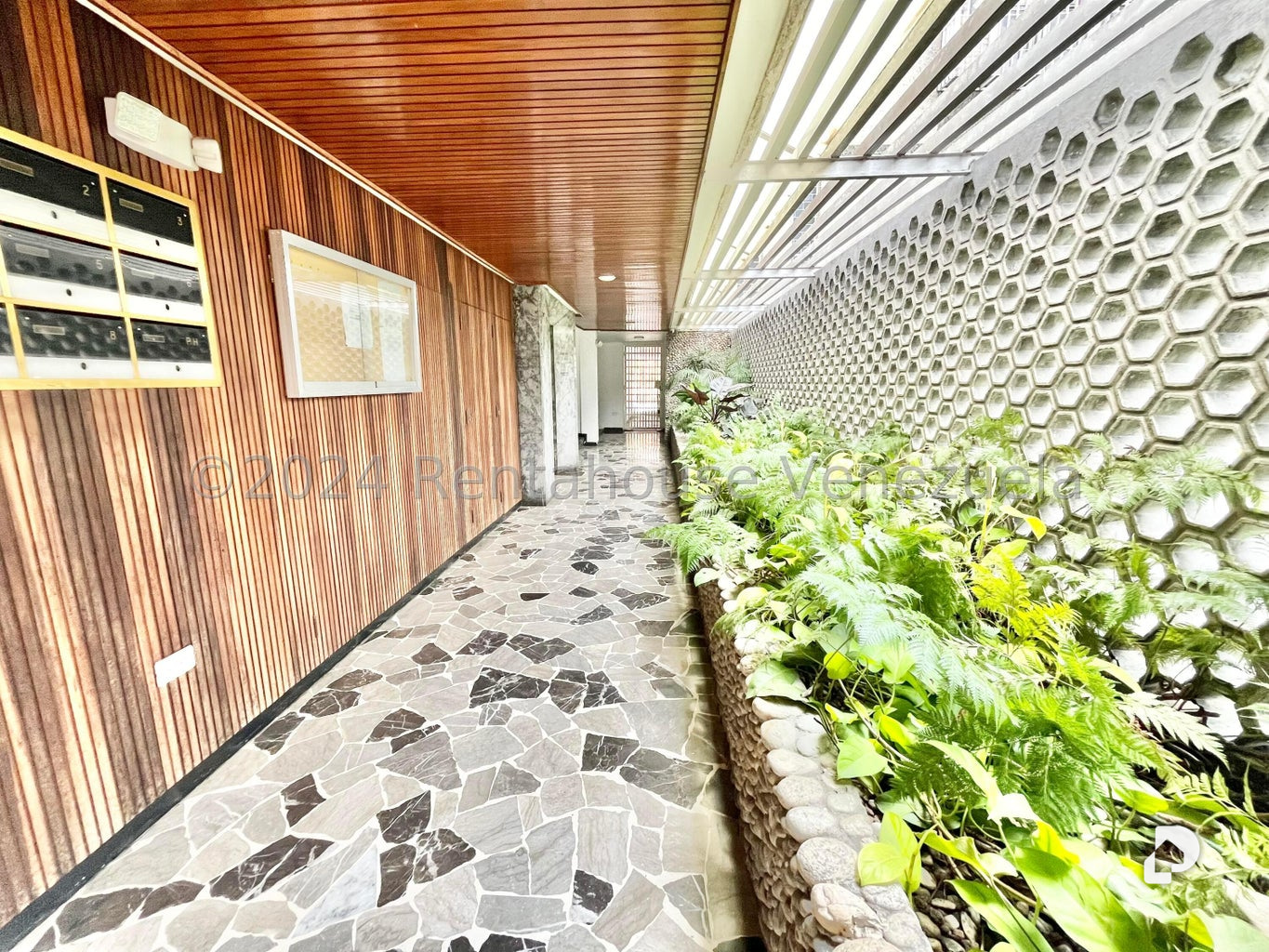 Apartamento en Las Mercedes, Caracas – 3