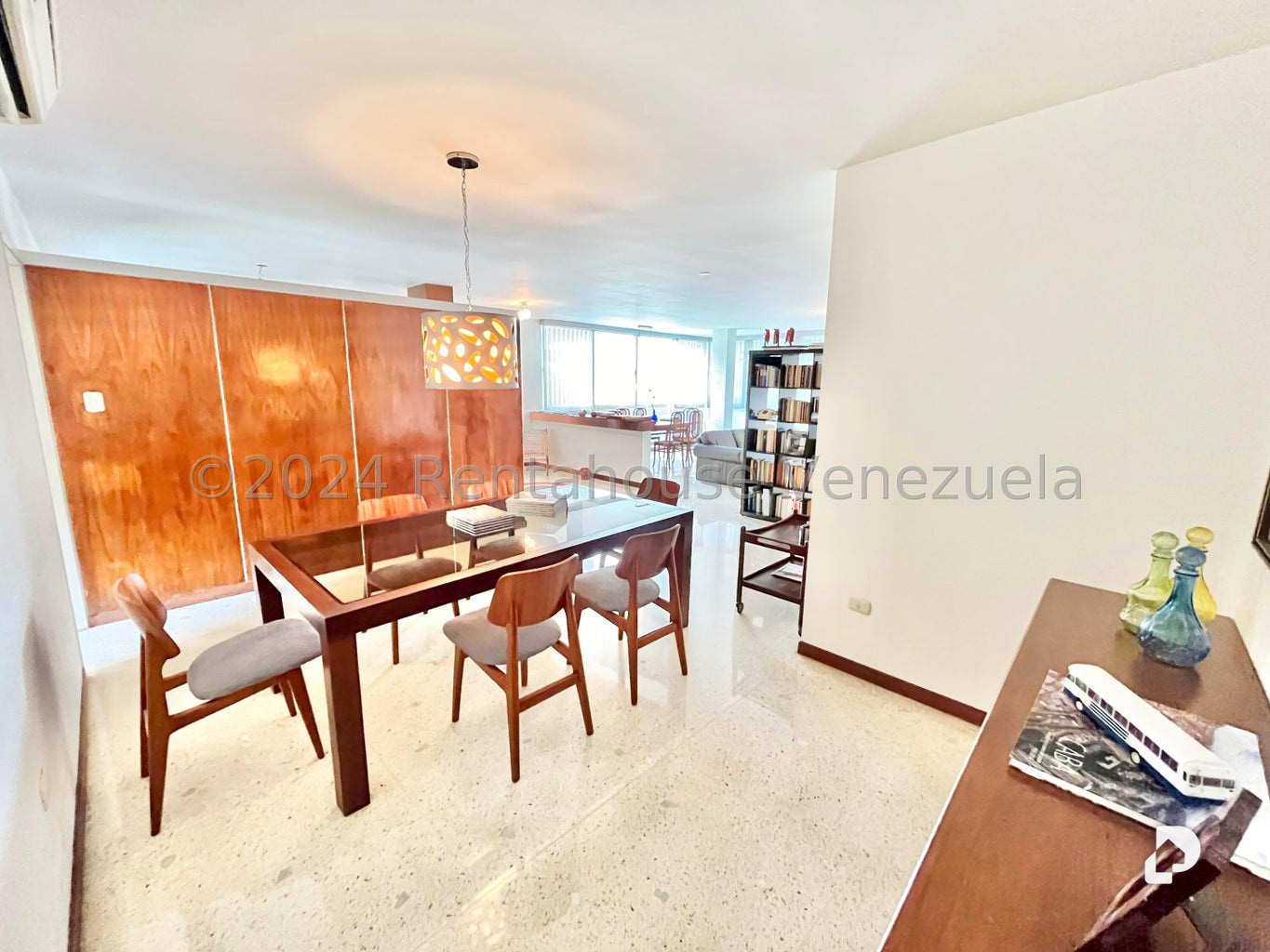 Apartamento en Las Mercedes, Caracas – 22
