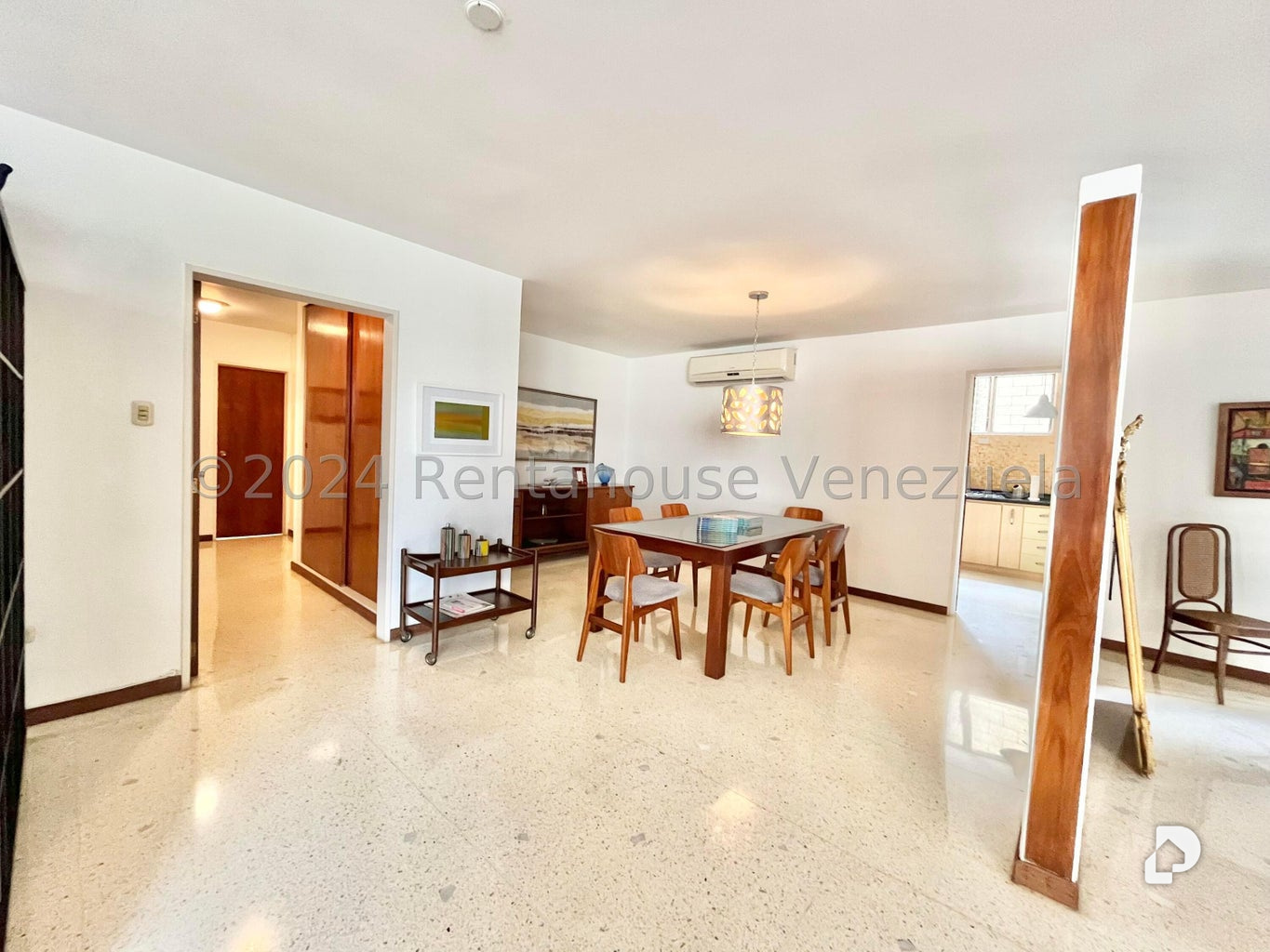 Apartamento en Las Mercedes, Caracas – 19