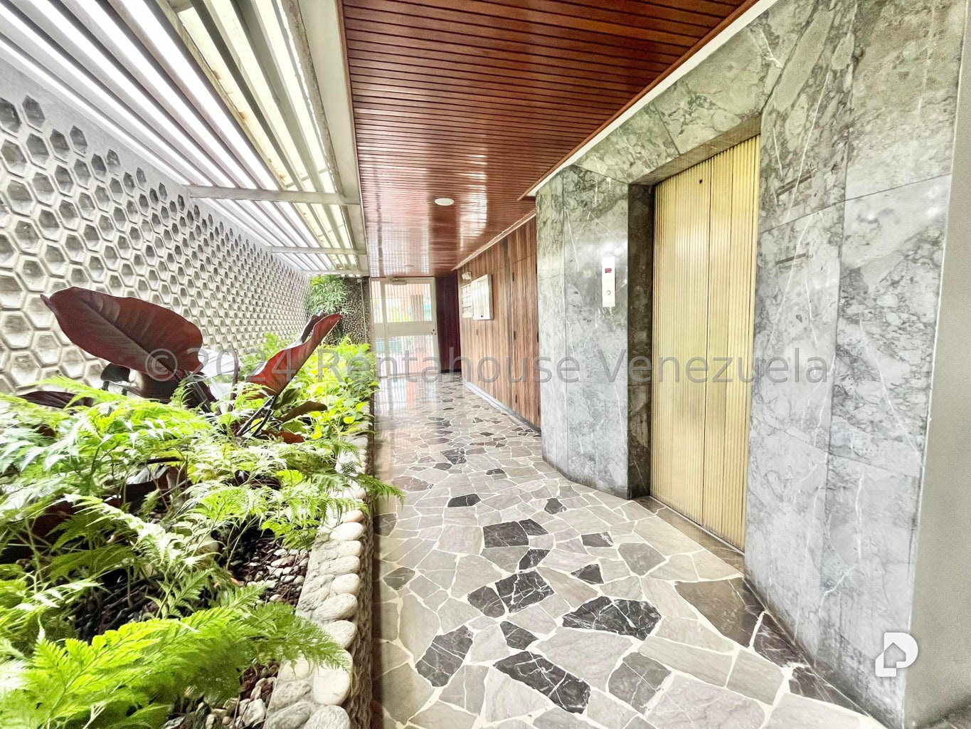 Apartamento en Las Mercedes, Caracas – 4