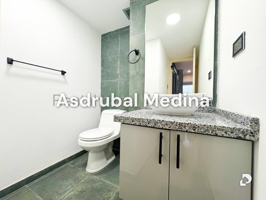 Apartamento en El Rosal, Caracas – 10