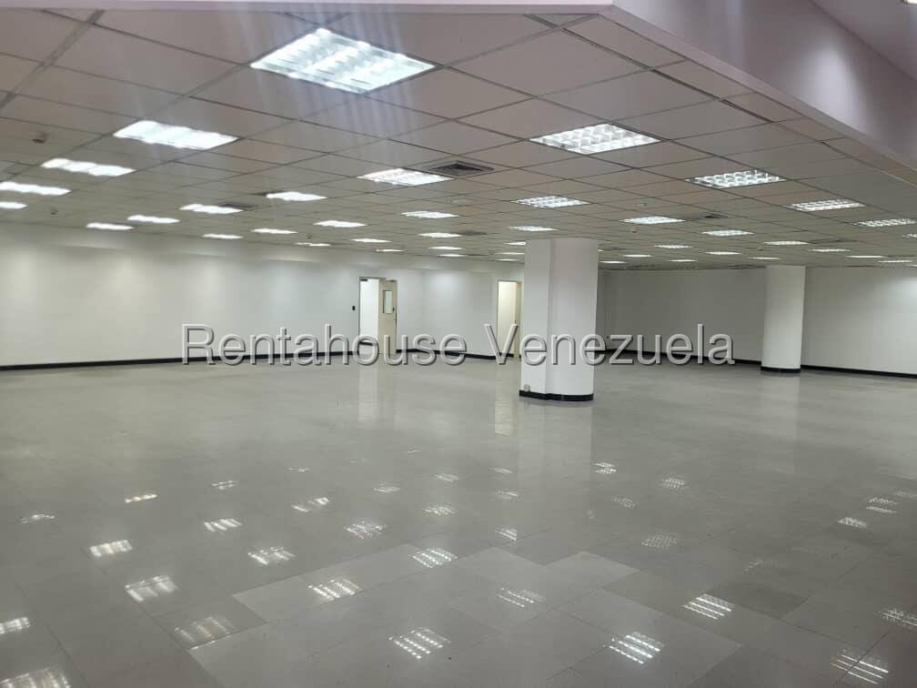 Local comercial en San Antonio de Los Altos - 1