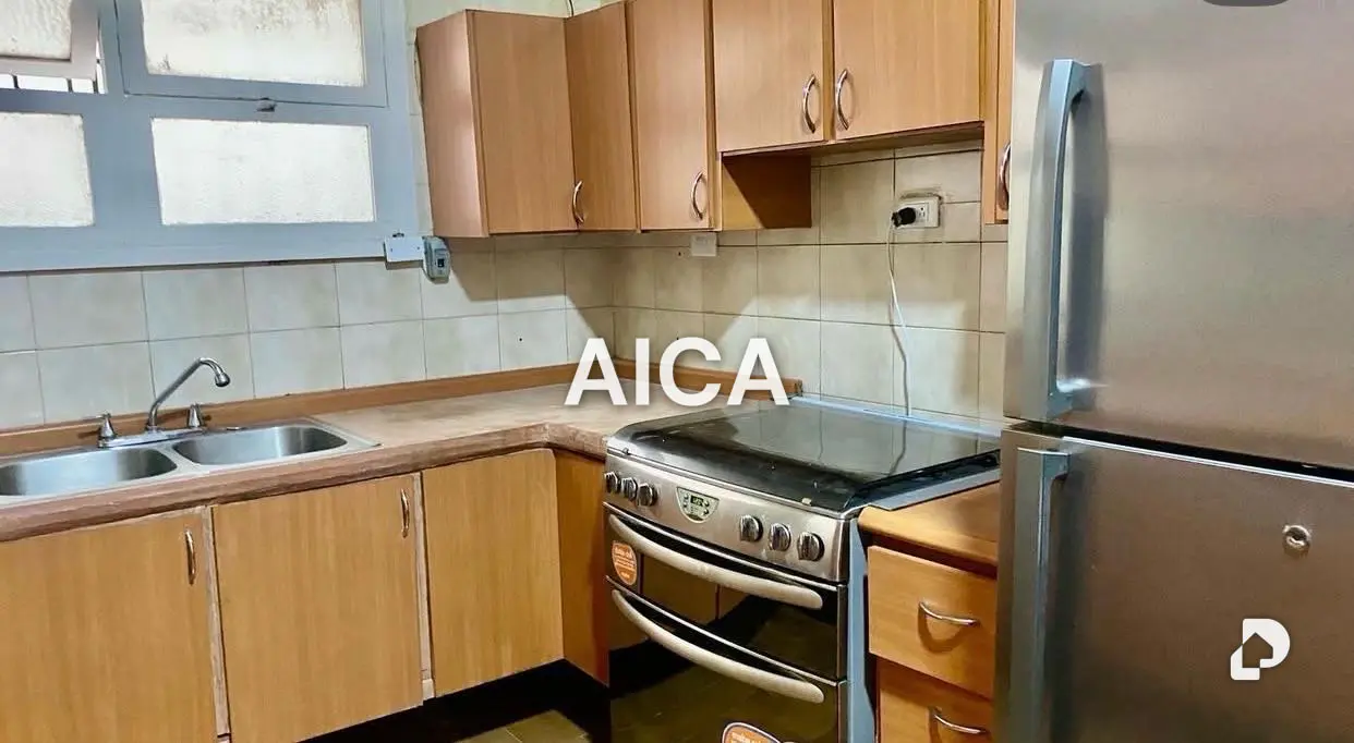 Casa en Altamira, Caracas – 12