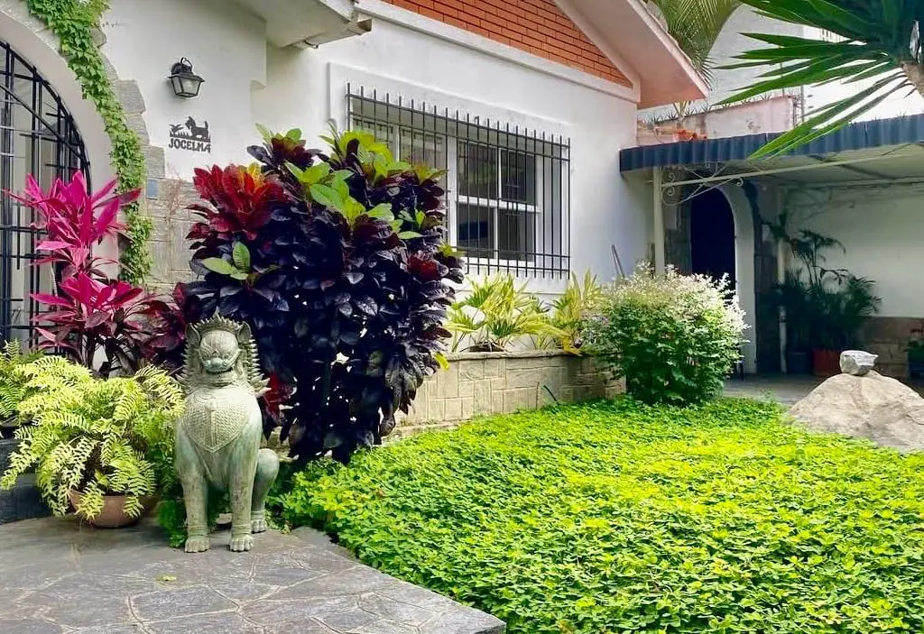 Casa en Altamira, Caracas - 1