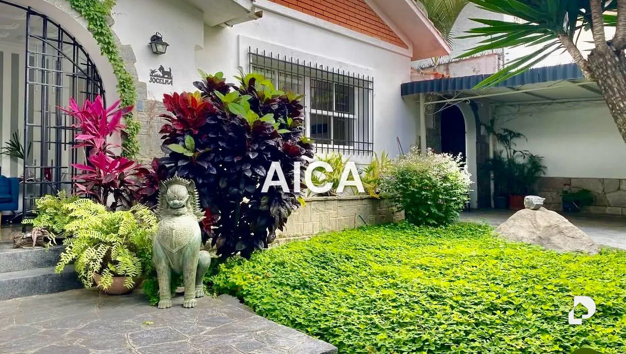 Casa en Altamira, Caracas – 1