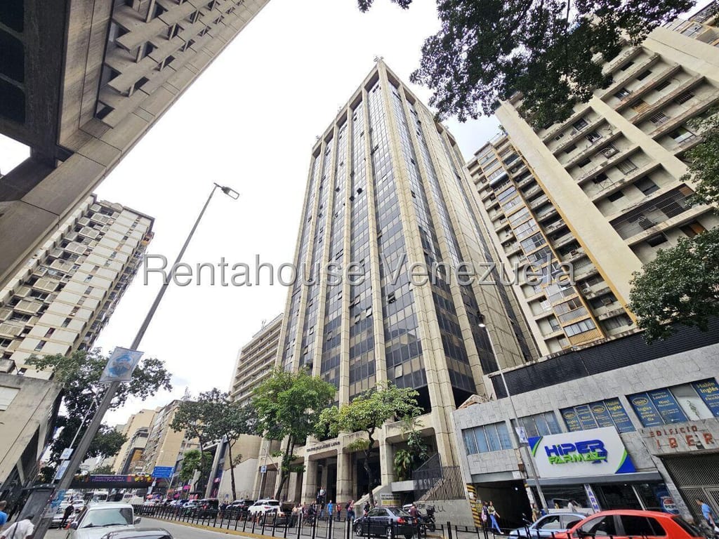 Oficina en Parroquia La Candelaria, Caracas - 1