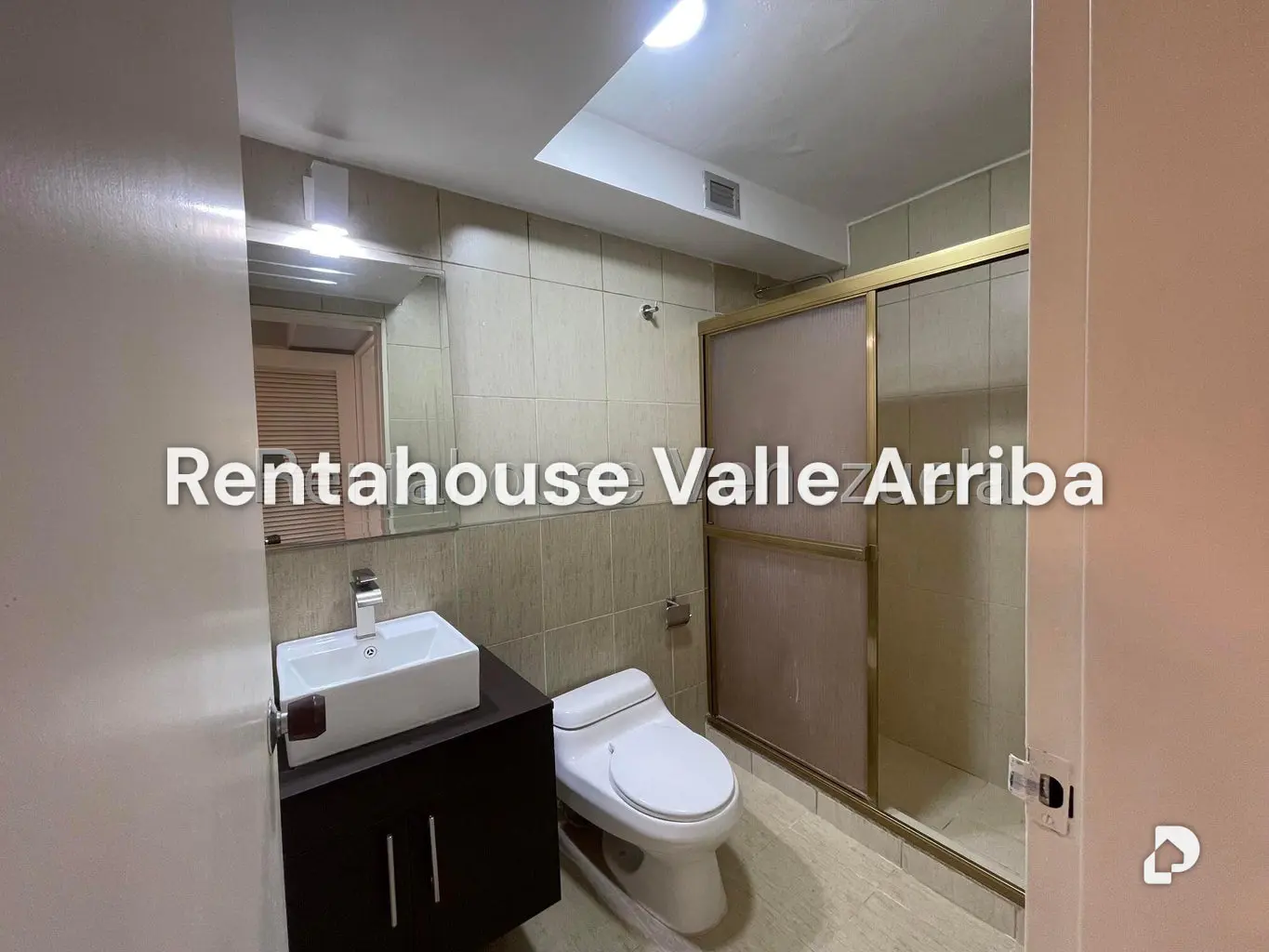 Apartamento en Los Naranjos (del Cafetal), Caracas – 28