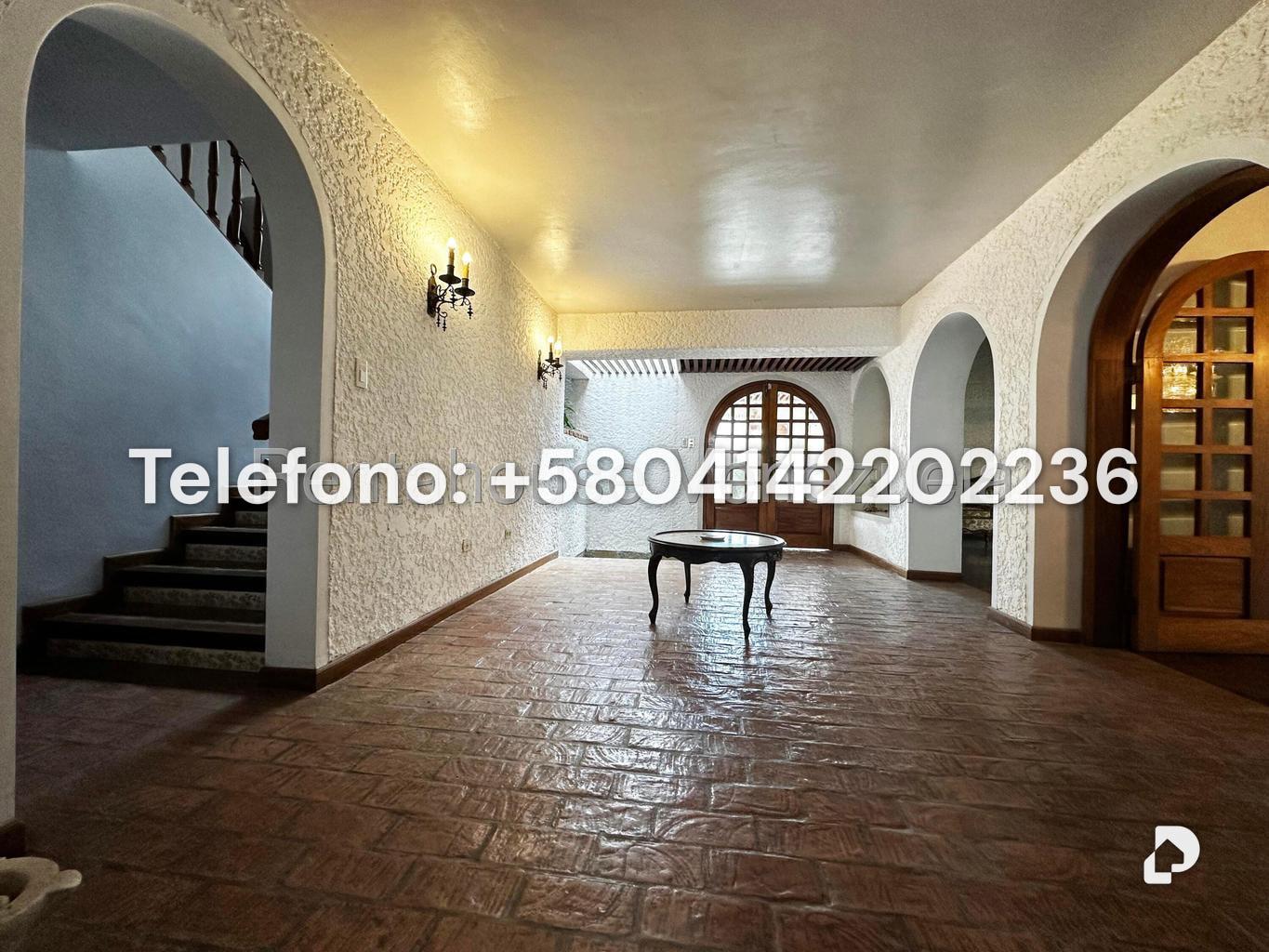 Casa en La Lagunita Country Club, Caracas