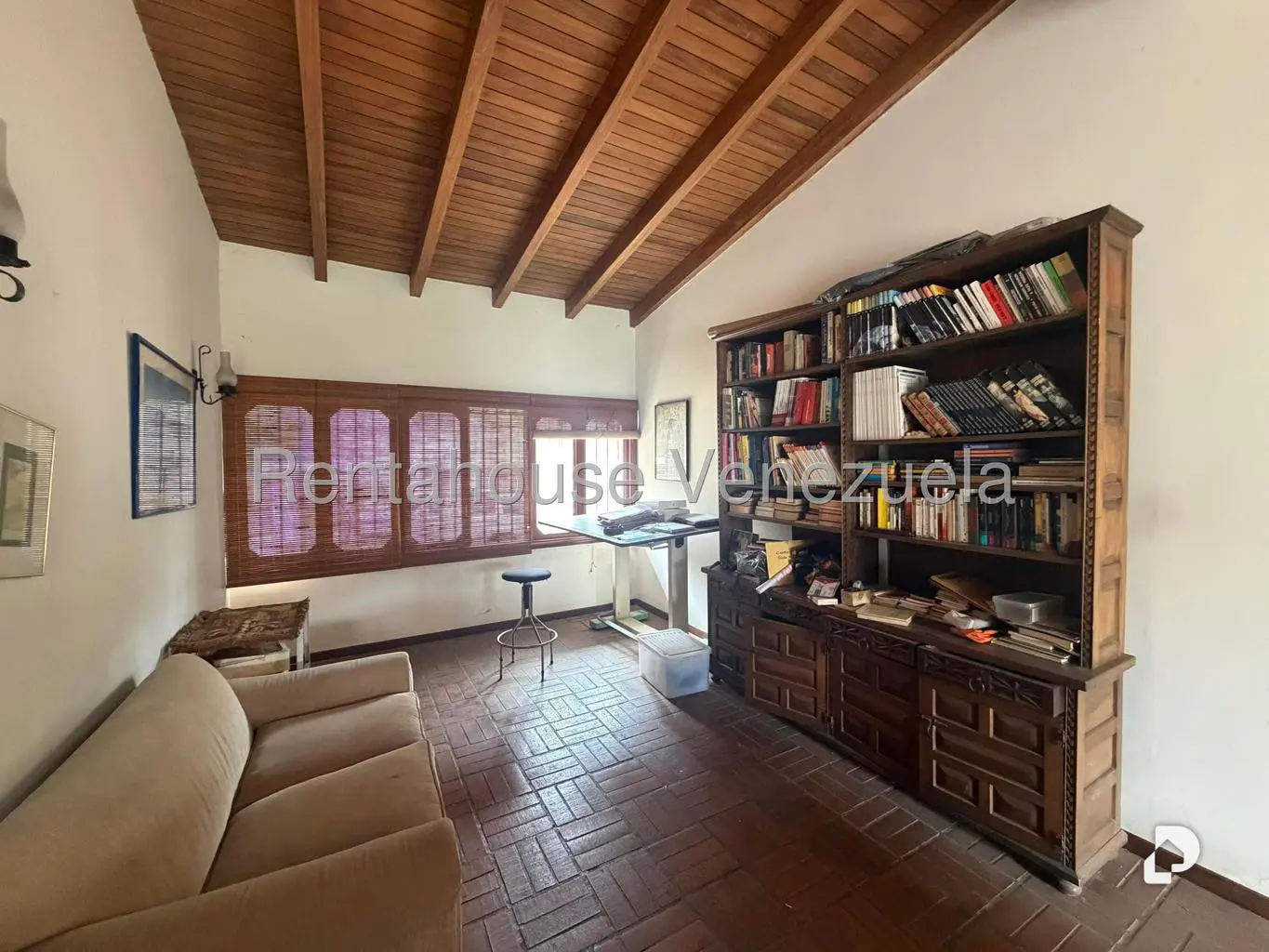 House in Prados del Este, Caracas – 31