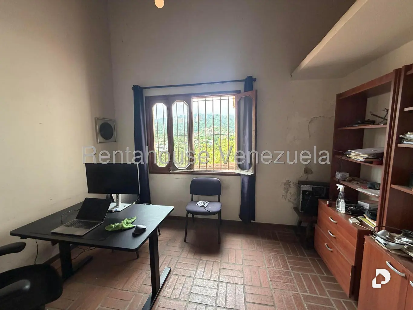 House in Prados del Este, Caracas – 39