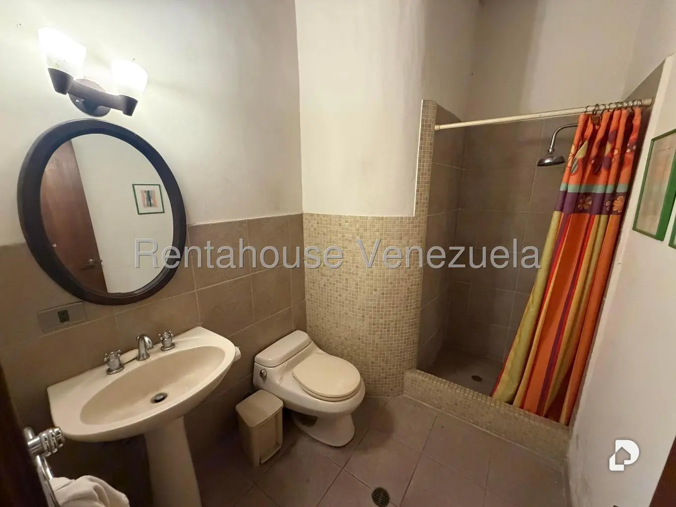 House in Prados del Este, Caracas – 42