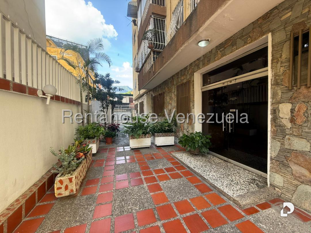 Apartamento en Bello Monte, Caracas – 13