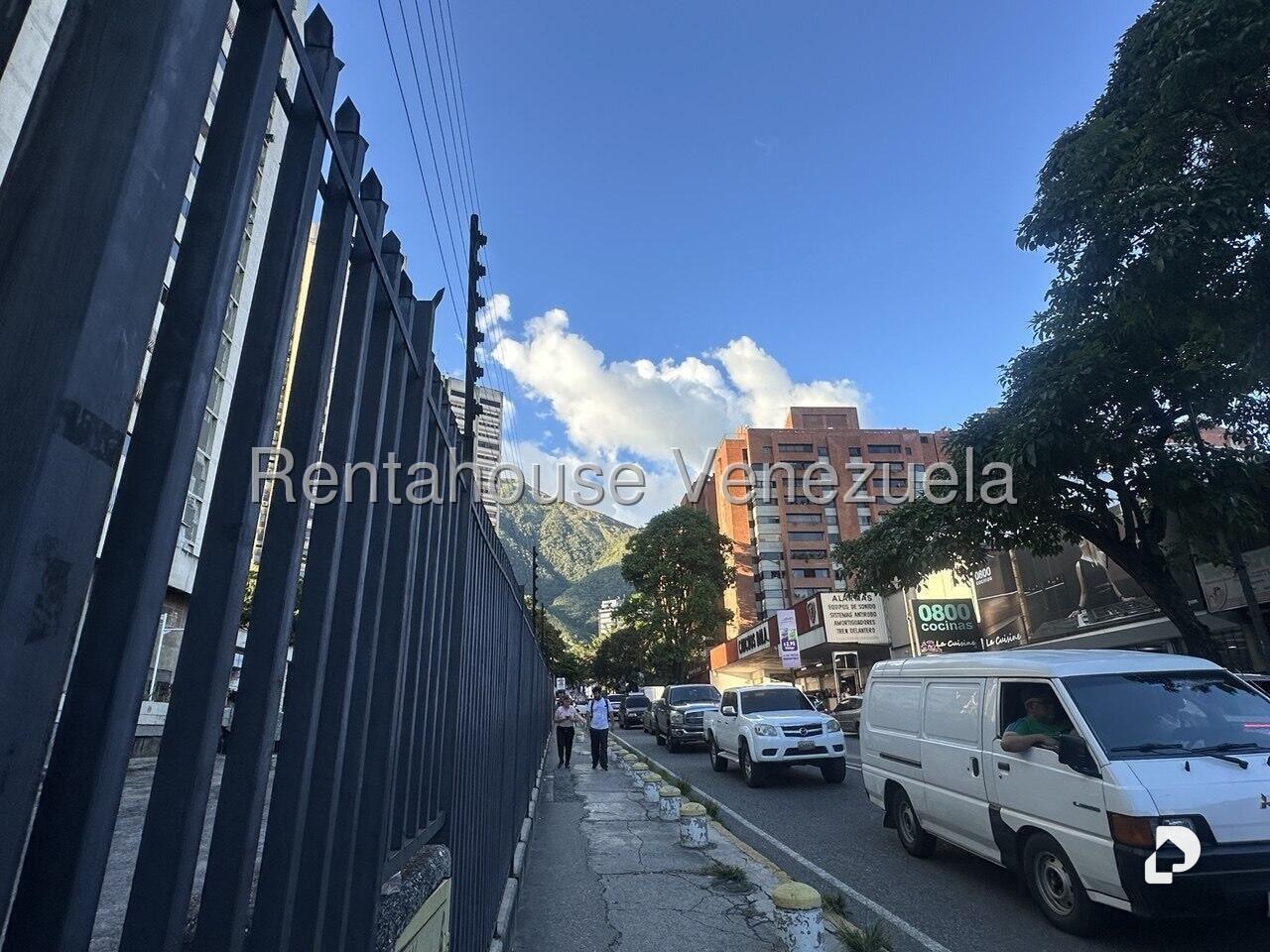 Apartamento en Los Dos Caminos, Caracas – 29