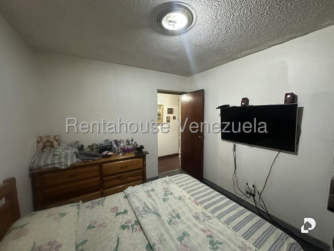 Apartamento en Los Dos Caminos, Caracas – 19