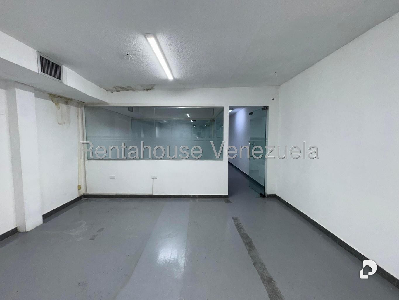 Oficina en Chuao, Caracas – 7
