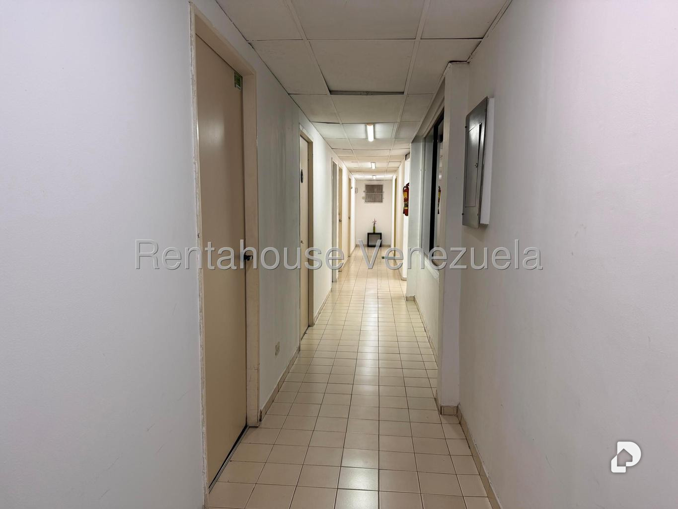 Oficina en Chuao, Caracas – 21