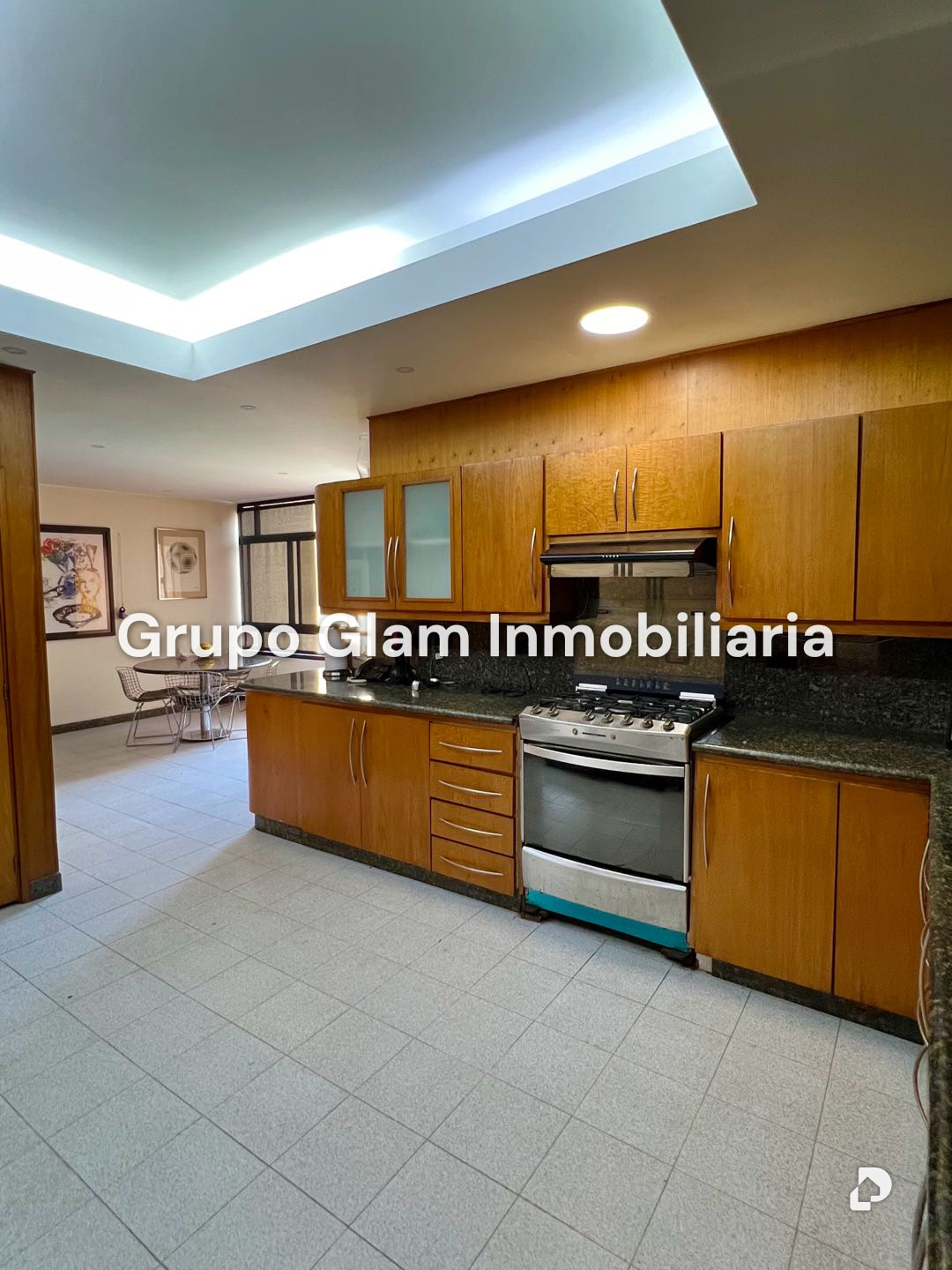 Apartamento en Los Palos Grandes, Caracas – 10