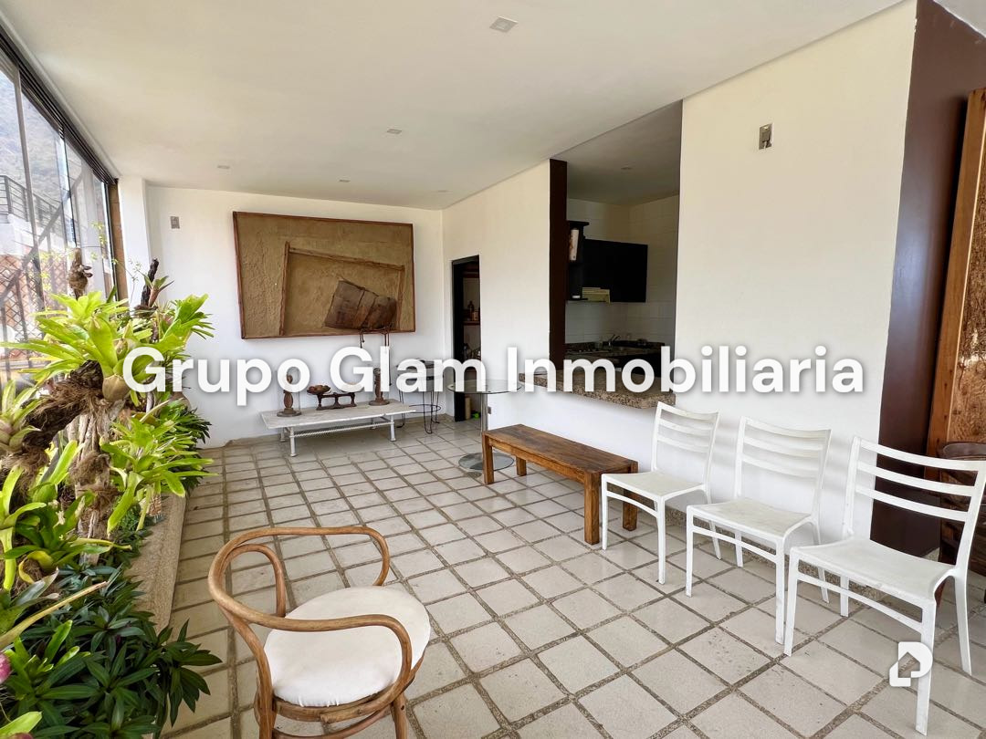 Apartamento en Los Palos Grandes, Caracas – 23