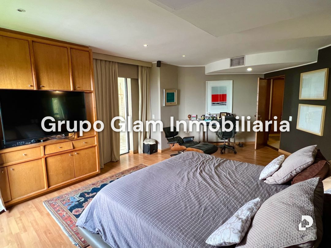 Apartamento en Los Palos Grandes, Caracas – 14