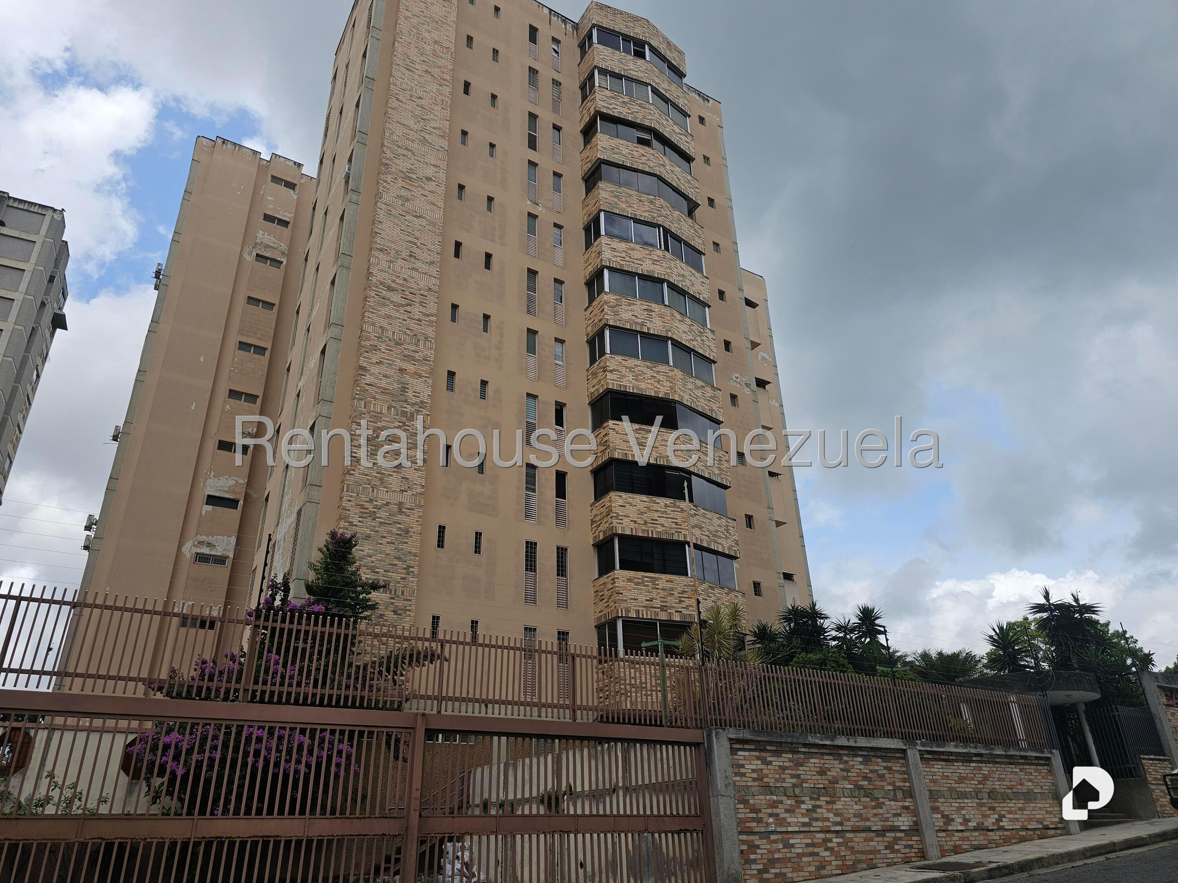 Apartamento en Santa Paula, Caracas – 1