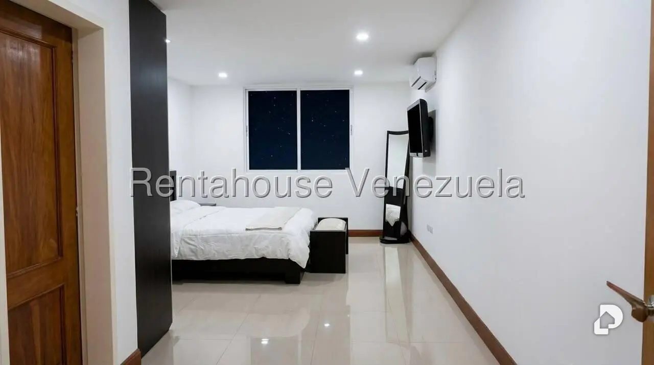 Apartamento en Colinas de La Tahona, Caracas – 12