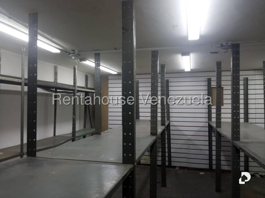 Local comercial en Parroquia Santa Rosalía, Caracas