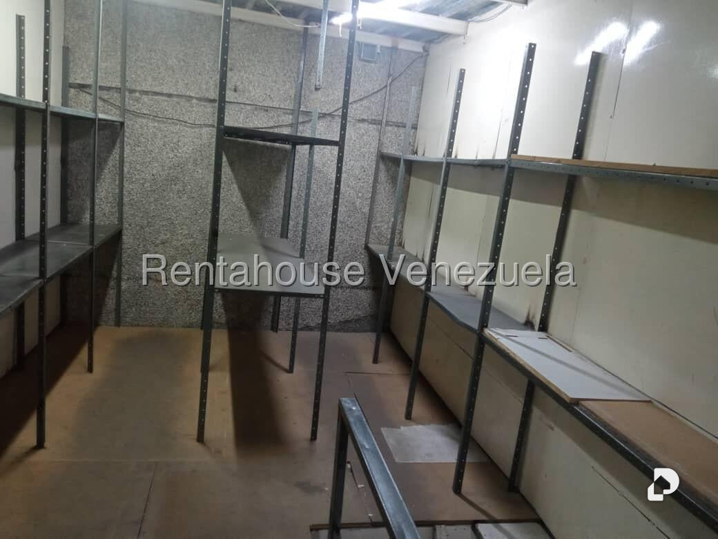 Local comercial en Parroquia Santa Rosalía, Caracas