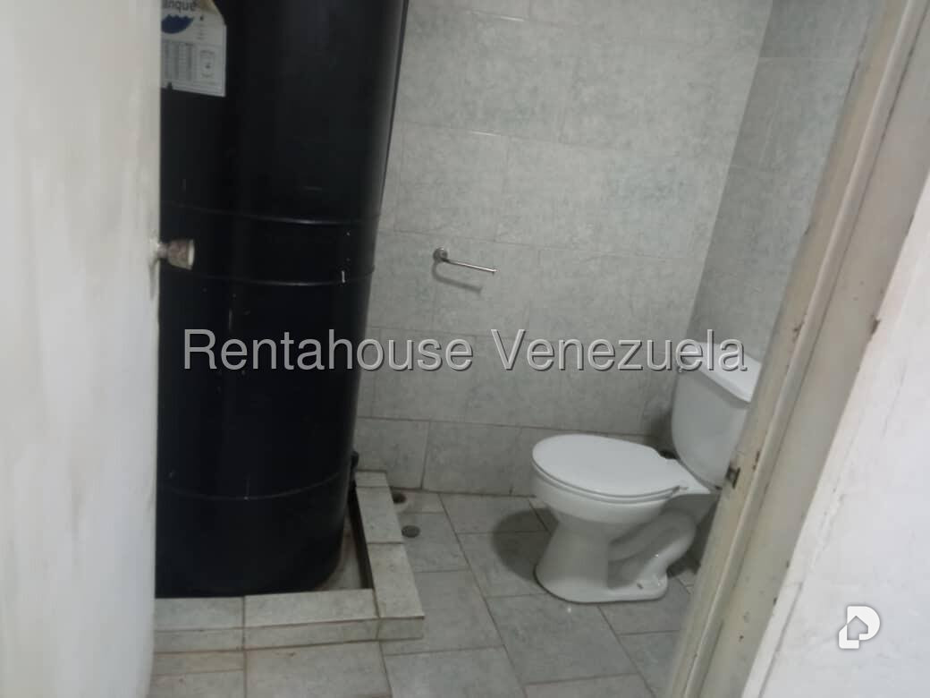 Local comercial en Parroquia Santa Rosalía, Caracas