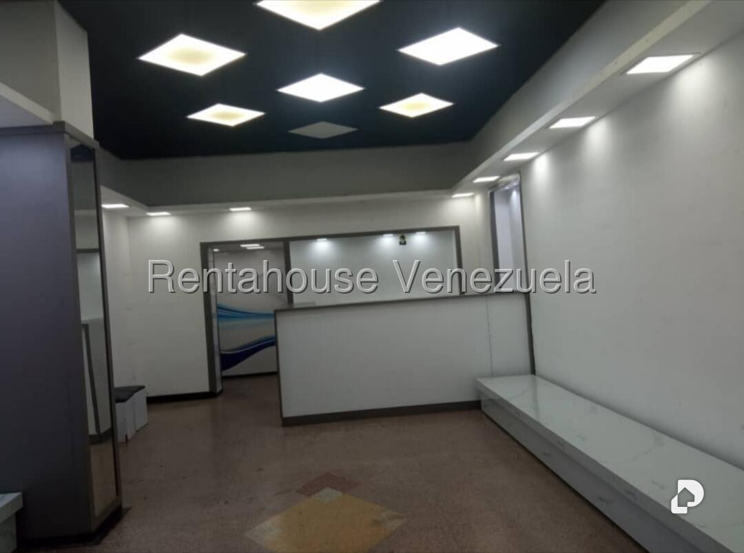 Local comercial en Parroquia Santa Rosalía, Caracas