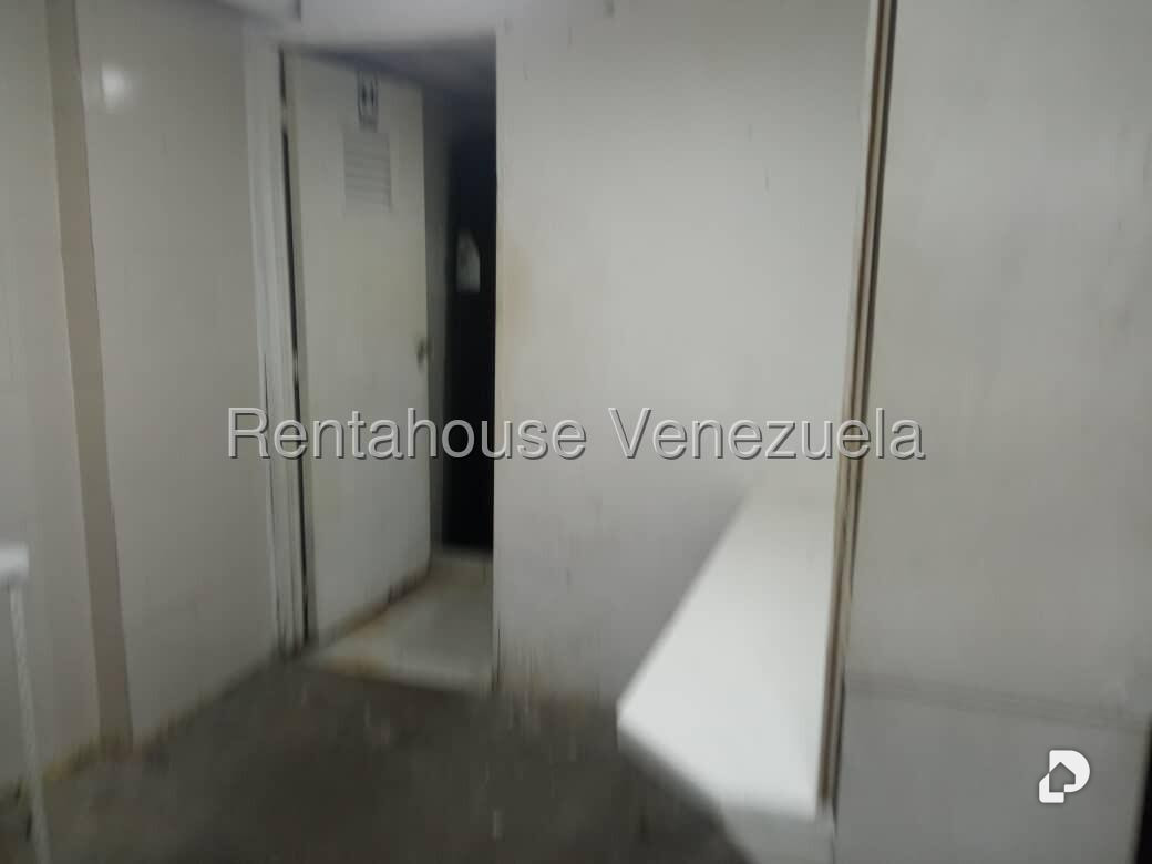Local comercial en Parroquia Santa Rosalía, Caracas