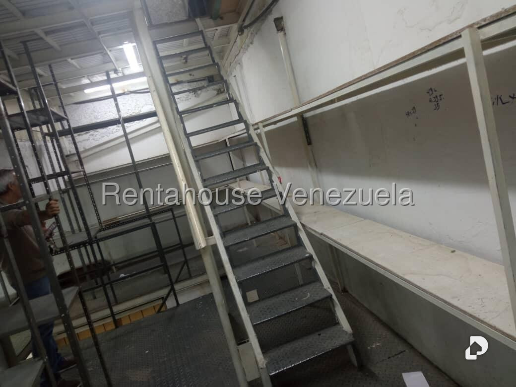 Local comercial en Parroquia Santa Rosalía, Caracas