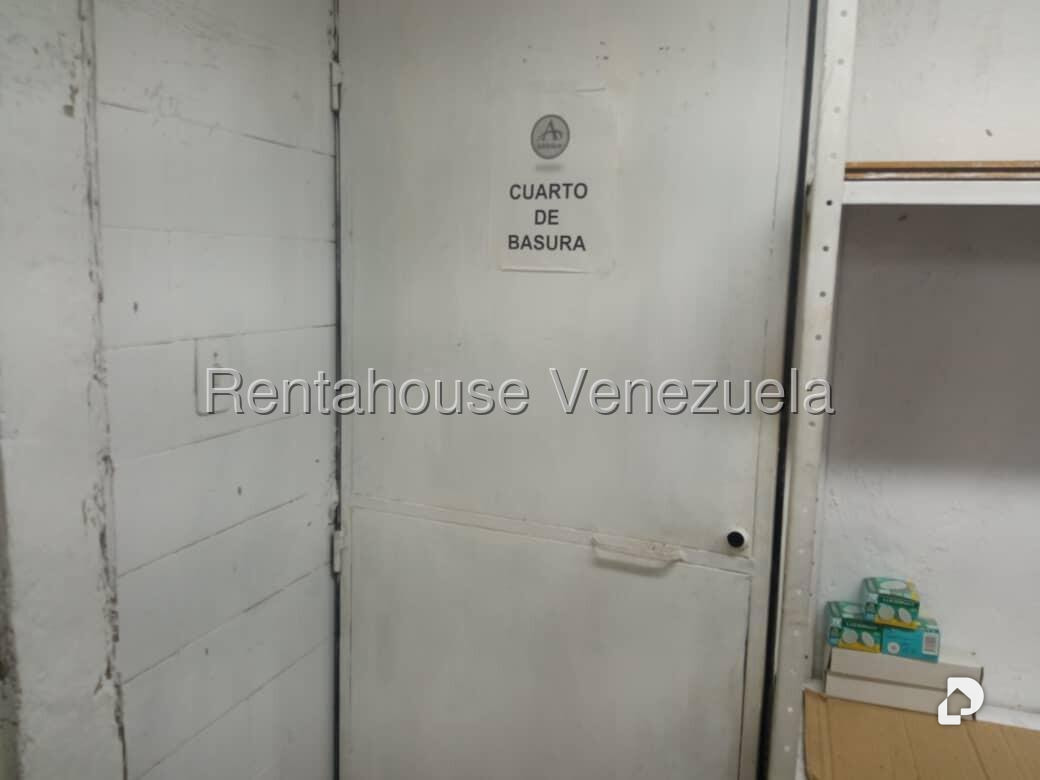 Local comercial en Parroquia Santa Rosalía, Caracas